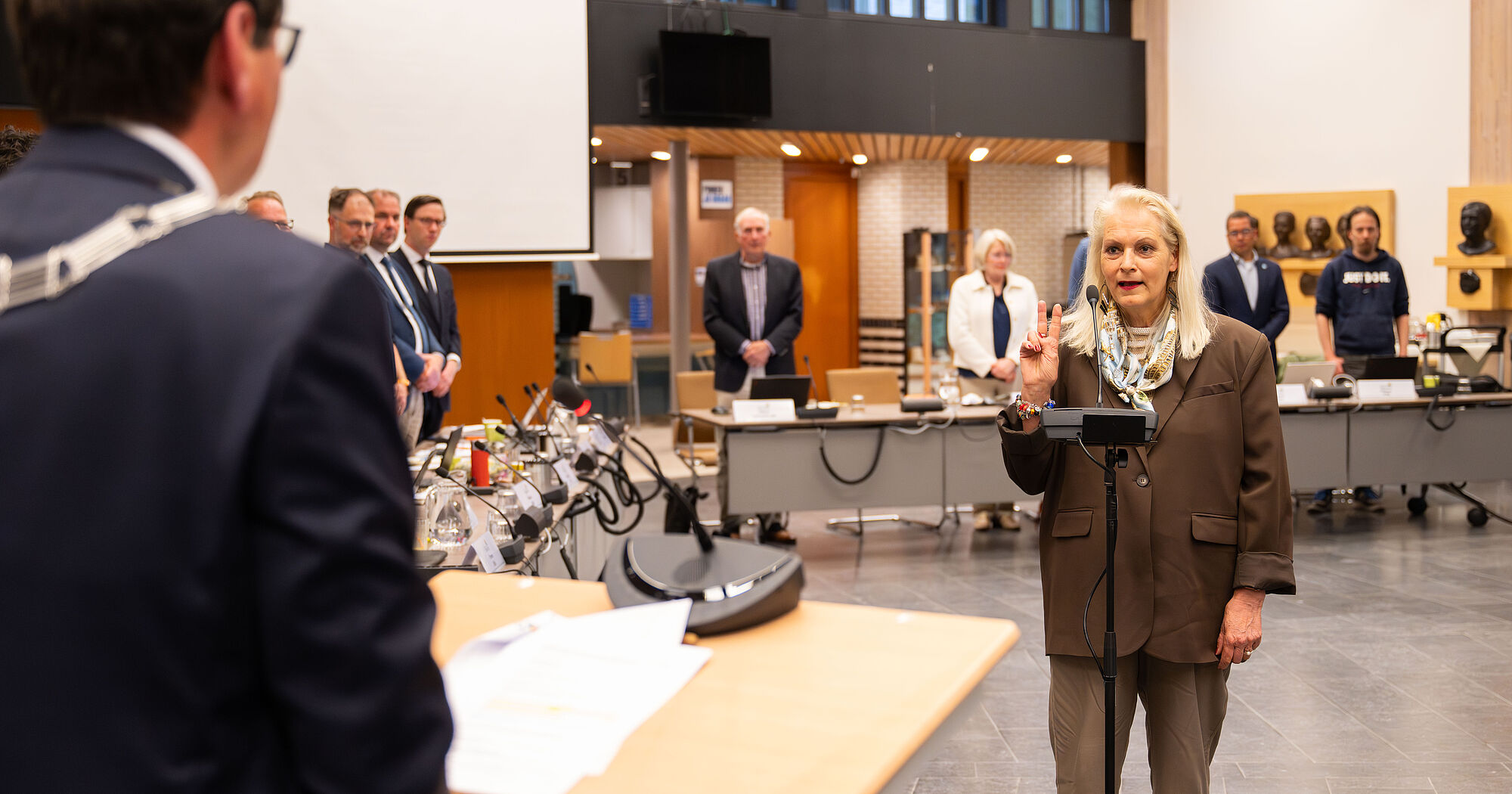 Nieuw commissielid Ella Prins - Van der Put (CDA) geïnstalleerd in De Bilt